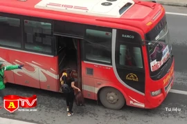 Thu hồi phù hiệu xe khách liên tỉnh không vào bến