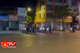 Mâu thuẫn cá nhân, nhóm thanh, thiếu niên mang dao đi "nói chuyện"