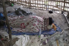 Hình ảnh khủng khiếp trong một trại buôn người ở Thái Lan