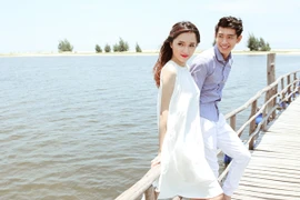 Quang Đăng - Hương Giang idol đẹp đôi, tình tứ bên nhau