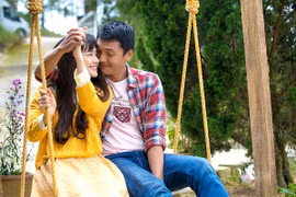 Đinh Hương làm "kẻ thứ ba" chen ngang mối tình của Nhã Phương