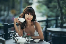 Hà Anh "tiết lộ", các người đẹp thường cạnh tranh bằng cách chơi xấu, tố cáo nhau