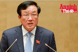 [Infographic] Chánh án Tòa án nhân dân Tối cao Nguyễn Hòa Bình