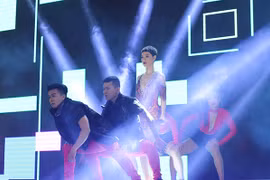 Không thể rời mắt với vẻ nóng bỏng "bà mẹ một con" Trà My Idol