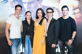 Sao Việt háo hức với bom tấn mới của tài tử Tom Cruise