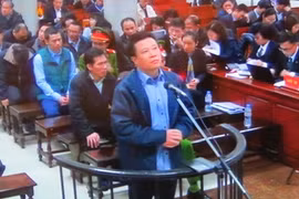 Viện kiểm sát bất ngờ đề nghị trả hồ sơ để điều tra bổ sung