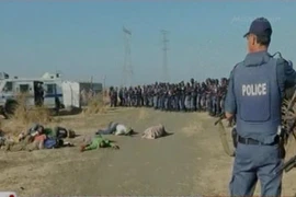 Nam Phi: Cảnh sát đụng độ thợ mỏ khiến 12 người thiệt mạng