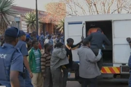 Thợ mỏ bị "kết tội" vì cảnh sát bắn chết đồng nghiệp