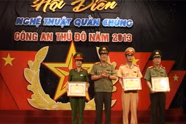 Bế mạc Hội diễn Nghệ thuật quần chúng của Công an Thủ đô 2013