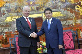 Tập đoàn GAZ - Nga hỗ trợ Hà Nội lắp ráp 300 xe buýt hiện đại