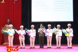 6595 cán bộ chiến sỹ CATP Hà Nội được thăng cấp bậc hàm năm 2015