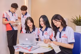 Sinh viên Việt Mỹ: Học 1 ngành có trong tay 2 nghề khi ra trường