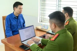 Gã trai táo tợn dùng công nghệ định cưỡng đoạt tiền của lực lượng chức năng
