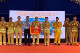 Phường Bồ Đề đoạt giải nhất cuộc thi Tổ liên gia an toàn phòng cháy, chữa cháy