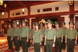 Phòng Tham mưu Công an Hà Nội về với vùng đất 'sống bám đá đánh giặc, chết hóa đá bất tử'