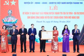 'Niềm vui nhân đôi' của người dân và chính quyền huyện Thanh Trì