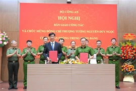 Hội nghị bàn giao công tác đối với đồng chí Thượng tướng Nguyễn Duy Ngọc - Chánh Văn phòng Trung ương Đảng