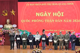Trung tướng Nguyễn Hải Trung dự Ngày hội Quốc phòng toàn dân tại thị trấn Quang Minh