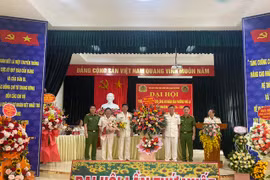 Ra mắt 2 Chi hội Cựu CAND phường Phú La và Kiến Hưng