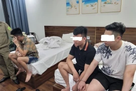 Nhóm thanh niên 'bay liên hoàn' từ quán bar, karaoke rồi về khách sạn
