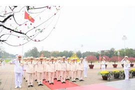 Đảng ủy Công an Trung ương, Bộ Công an vào Lăng viếng Chủ tịch Hồ Chí Minh 