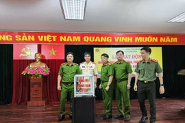 Tấm lòng của cán bộ, chiến sỹ Trại tạm giam số 2 với đồng bào bị thiệt hại do bão lũ