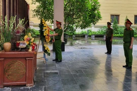 Công an huyện Gia Lâm tri ân, tưởng nhớ các Anh hùng liệt sỹ 