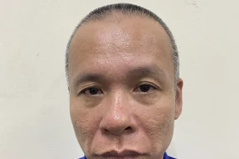 Tìm cách 'chạy án' cho con trai, người mẹ gặp ngay kẻ lừa đảo