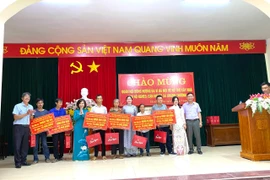 Hỗ trợ xây nhà tặng hộ nghèo và cận nghèo ở xã Khánh Thượng