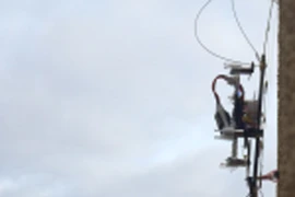 Robot có khả năng leo tường