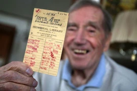 Trả lại sách sau 72 năm