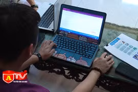 Đội cơ động hỗ trợ dịch vụ công trực tuyến tại nhà