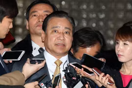 Cựu Thủ tướng Hàn Quốc lĩnh 8 tháng tù vì nhận hối lộ