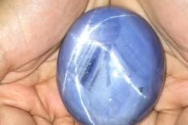 Viên sapphire "khủng" có giá 175 triệu USD