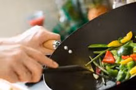 Xào rau tốt hơn luộc