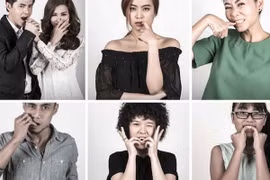 "Những kẻ cắn móng tay"