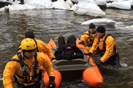 Bỏ trốn rồi gọi 911 nhờ giải cứu