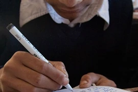 Bị thẩm vấn vì… viết sai chính tả