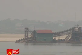 Nhức nhối nạn "cát tặc rút ruột” sông Hồng