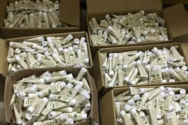 Phát hiện công ty sản xuất mỹ phẩm tại gia