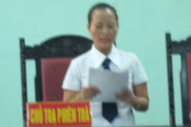 Thẩm phán bị tố dụ dỗ, ép buộc nhân chứng?