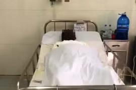 Điều tra vụ chồng tưới xăng đốt vợ rồi tự sát