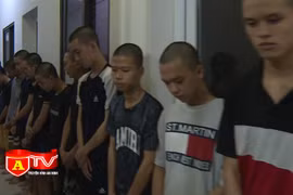 Mâu thuẫn cá nhân, hai nhóm thanh, thiếu niên rủ nhau hỗn chiến