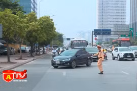 Xử lý nghiêm hành vi đi vào làn khẩn cấp trên Vành đai 3