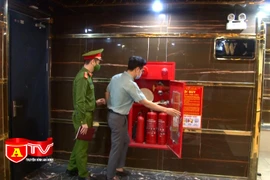 Xử lý thoát nạn khi cháy tại quán karaoke