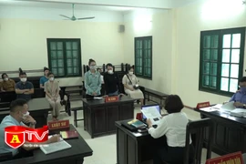 Buôn bán sữa tắm giả, hai cô gái bị xử phạt tổng cộng 60 tháng tù giam