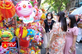 Không khí Trung thu rộn ràng phố Hàng Mã