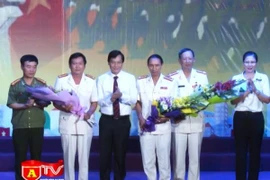 Công an quận Thanh Xuân, Hoàng Mai tổ chức gặp mặt cán bộ công an hưu trí
