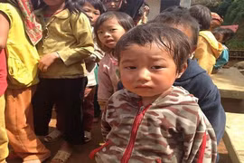 Mang hơi ấm đến với trẻ em xã Thái Thịnh, Hoà Bình