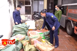 Phát hiện gần 5 tấn thực phẩm có dấu hiệu hư hỏng, không rõ nguồn gốc xuất xứ